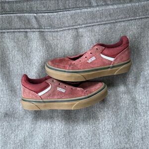 Vans Kids 12 Suede Low-Top Sneakers in Maroon with Gum Sole